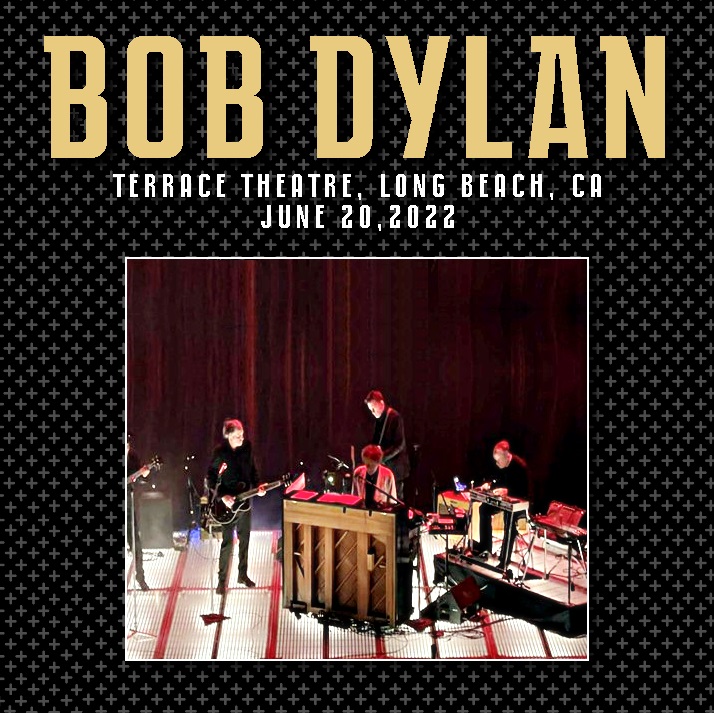 BobDylan2022-06-20TerraceTheatreLongBeachCA (1).jpg